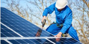 Installation Maintenance Panneaux Solaires Photovoltaïques à Lugagnac